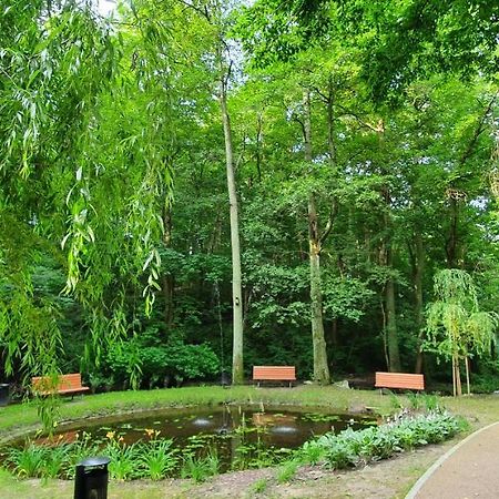Dom W Miescie Reszel Villa Ngoại thất bức ảnh
