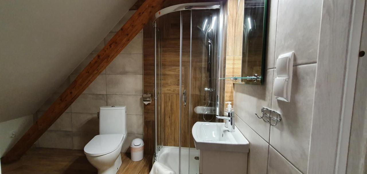 Dom W Miescie Reszel Villa Ngoại thất bức ảnh
