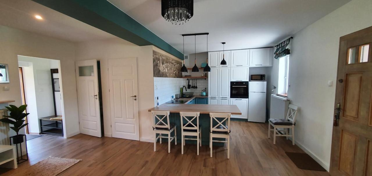 Dom W Miescie Reszel Villa Ngoại thất bức ảnh
